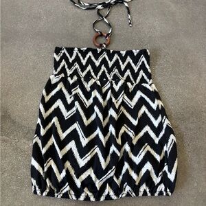 Piper & Blue Black and White Chevron Mini Skirt